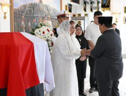Presiden Prabowo Subianto Menghadiri Upacara Persemayaman Dan Pelepasan Jenazah Jendral TNI (Purn) Ryamizard Ryacudu Di Kantor Kementerian Pertahanan Jakatta,Pada Senin,1 Juni 2026