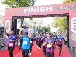 Meriahkan HUT Bhayangkara Ke-80,Dandim 0808/Blitar Bersama Jajaran Forkopimda Ikuti Bhayangkara RUN 2026