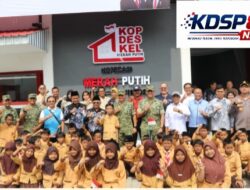 Kunker Asrenum Panglima TNI Di Dampingi Dandim 0808/Blitar Tinjau KDKMP Di Blitar