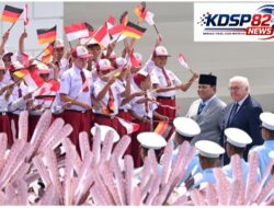 Lambaian Bendera Dan Senyum Ceria Warnai Antusiasme Pelajar Sambut Presiden Jerman Di Istana Merdeka