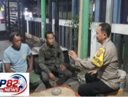 Potret Sinergitas,Bhabinkamtibmas Polsek Telukjambe Sambangi Anggota Linmas Di Kantor Desa Sirnabaya