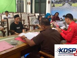 Berkas Tersangka Dugaan Kasus Pencabulan Inisial NSM Ponpes Desa Karangsari Kec.Pejawaran Diserahkan ke Kejaksaan