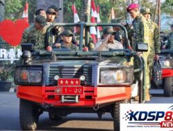 Menhan RI Sjafrie Tinjau Kesiapan Prajurit TNI Dalam Kursus Peperangan Kompleks di Batujajar