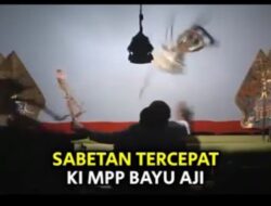 Sabetan Perang Wayang Kulit Tercepat Ki Dalang MPP Aji Pukau Ribuan Penonton